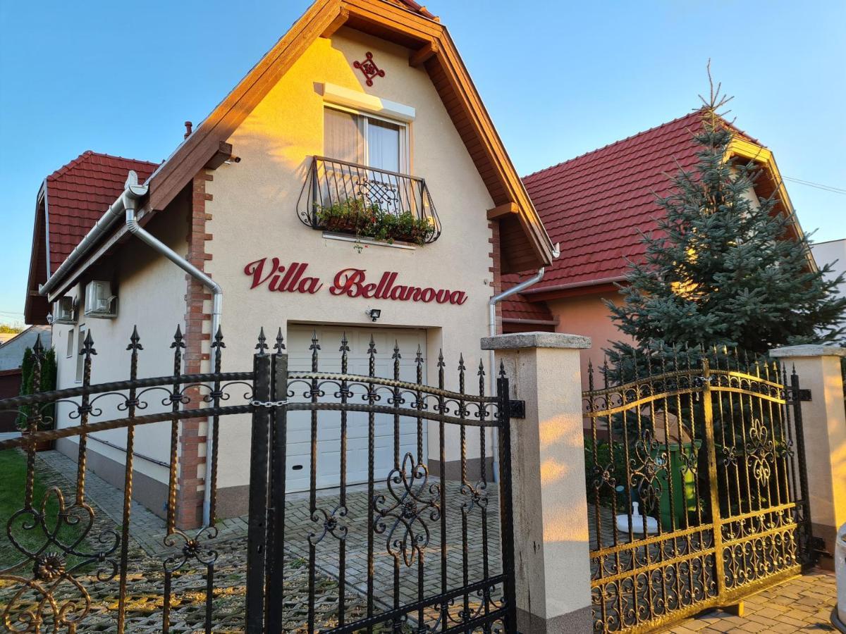 Villa Bellanova Хайдусобосло Экстерьер фото