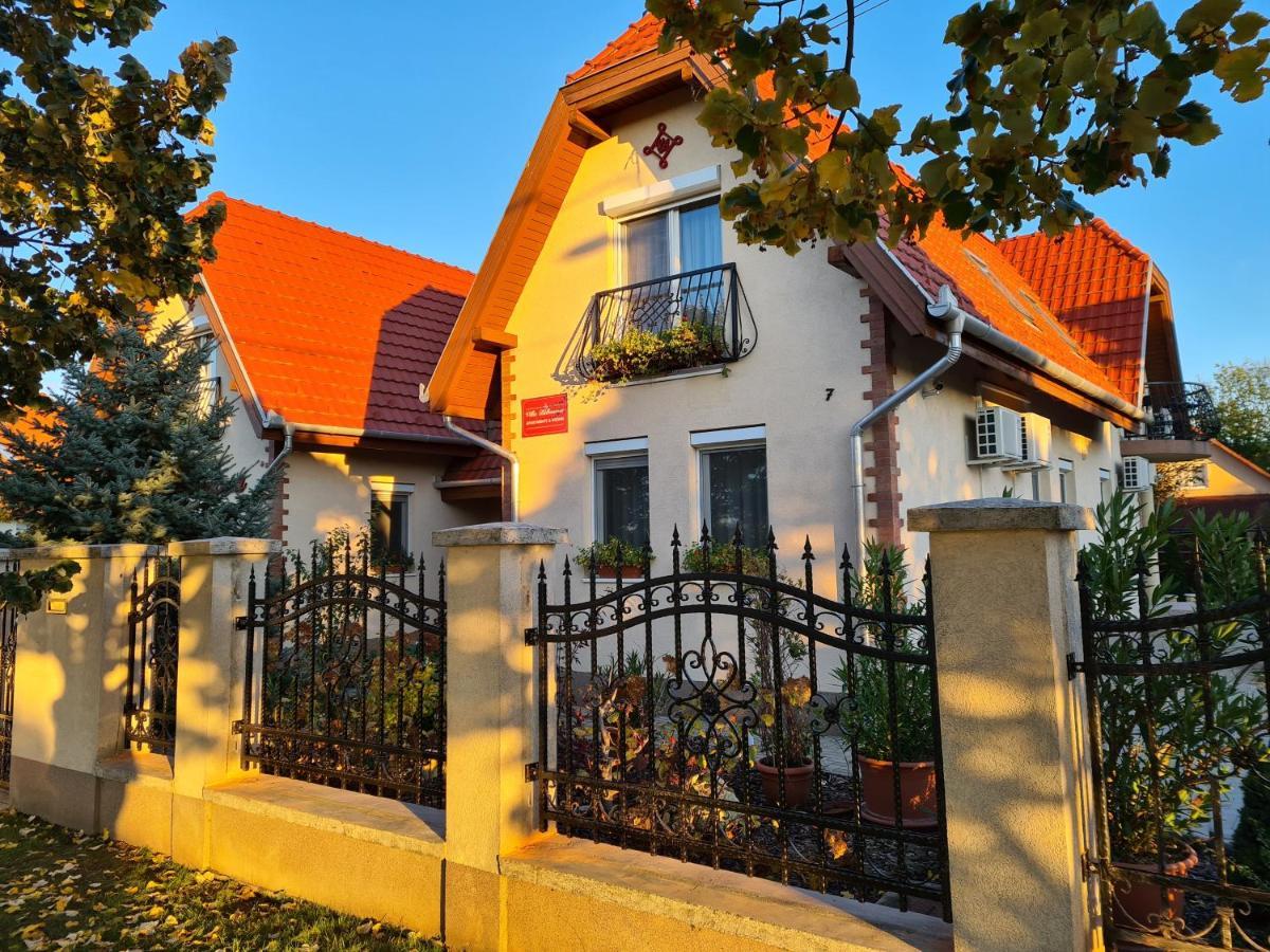 Villa Bellanova Хайдусобосло Экстерьер фото
